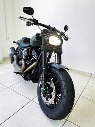 HARLEY-DAVIDSON SOFTAIL FAT BOB 107 